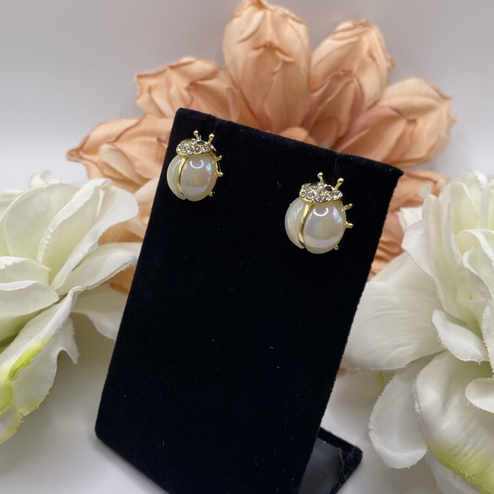 Ladybug Lucky Earrings With Iridescent Faux Pearls & Crystal Accents NEW - Picture 3 of 4
